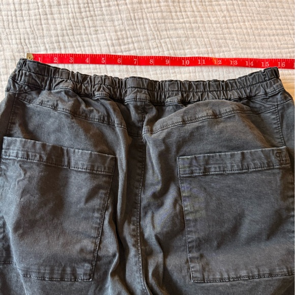 Pilcro The Izzie relaxed barrel leg pull on pants - Picture 4 of 6